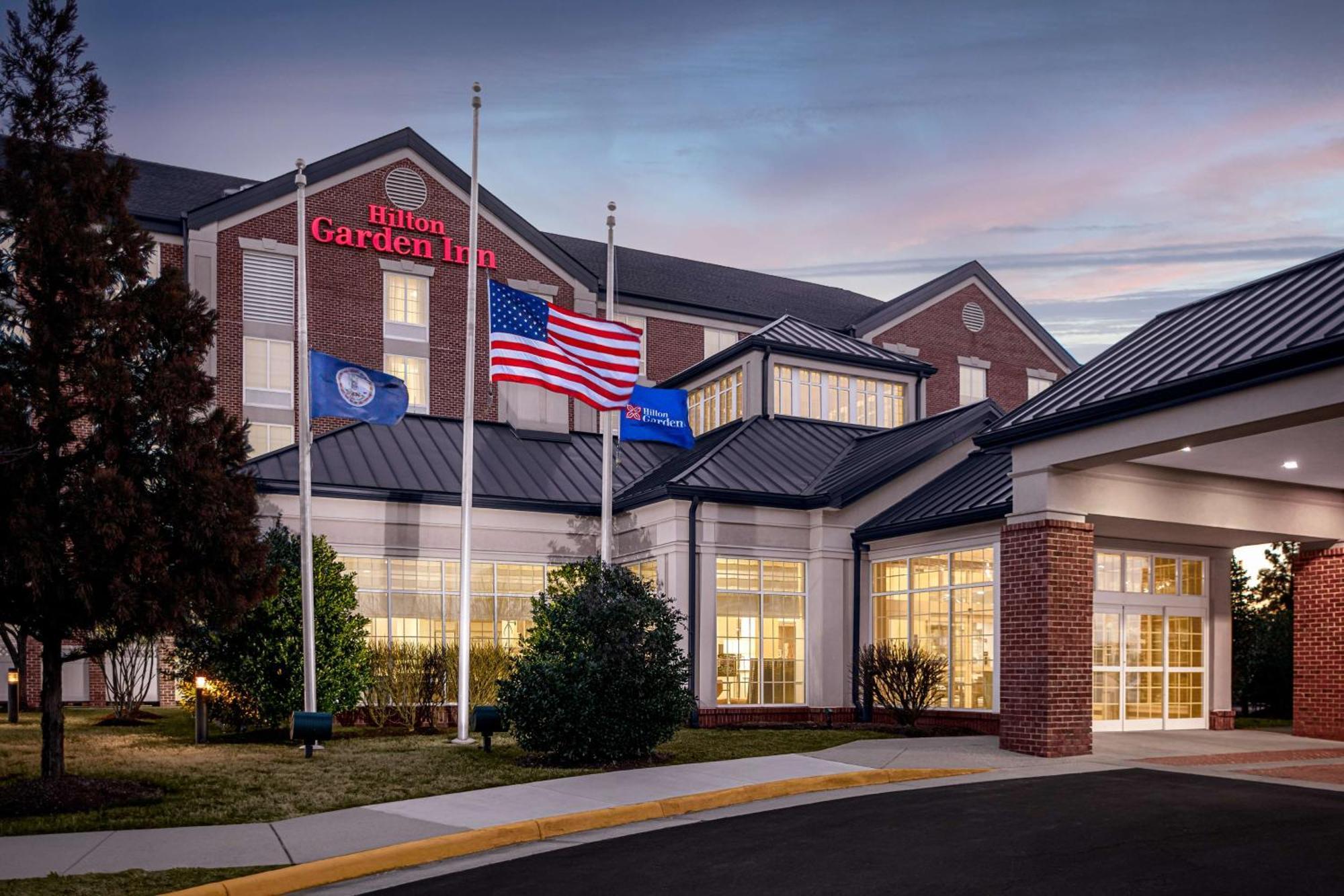 Hilton Garden Inn Fredericksburg Dış mekan fotoğraf